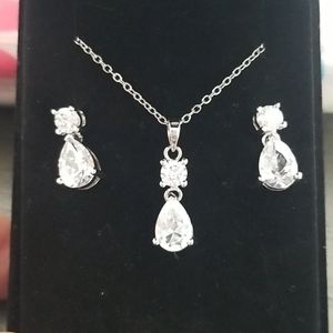 CZ necklace and earrings set NWOT